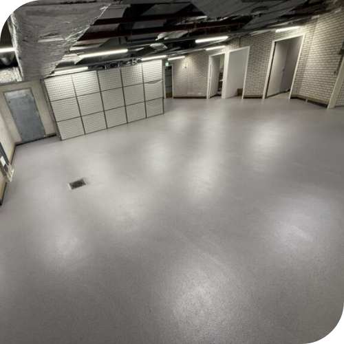 Troffelvloer vernieuwe expeditieruimte Rembrandt Toren