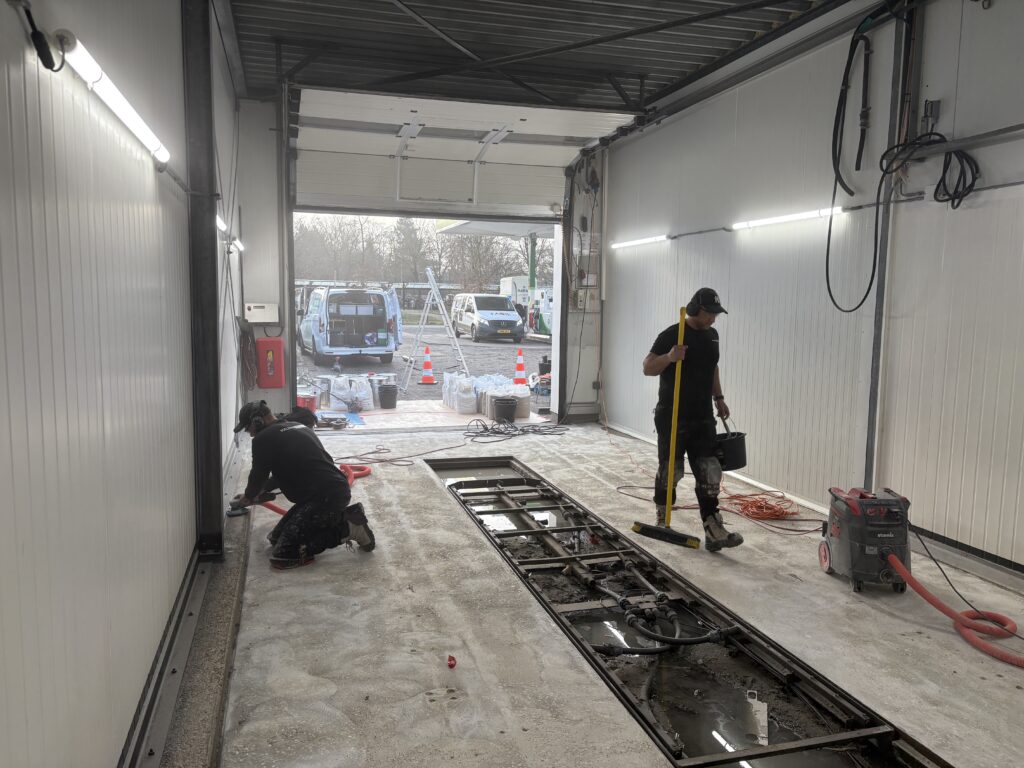 PMMA vloercoating leggen